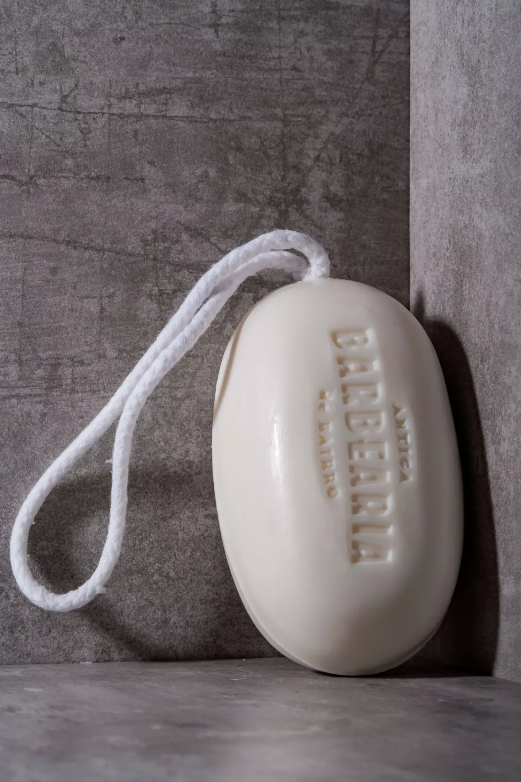 Antiga Barbearia de BairroChiado Soap on a Rope 350 g