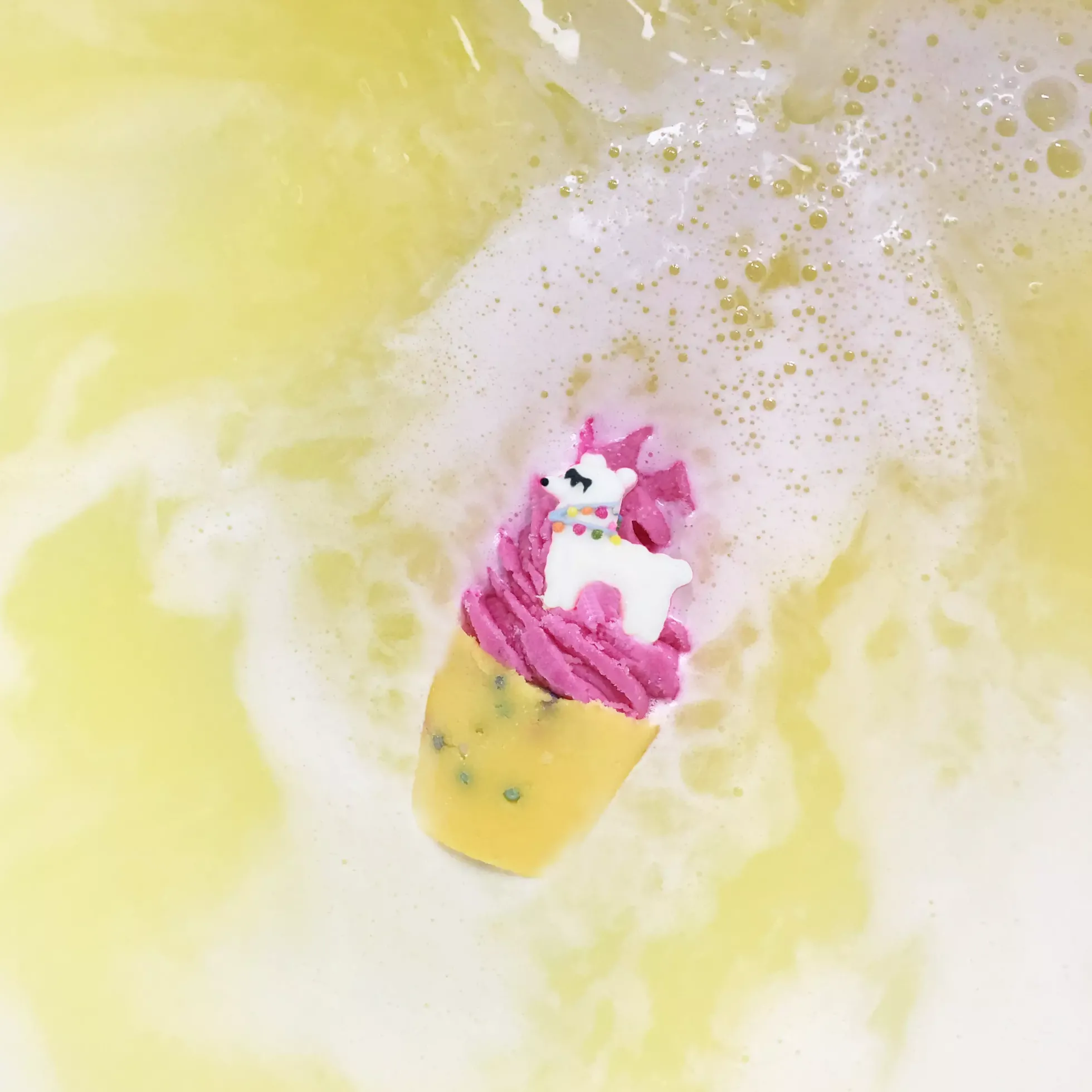 Bomb Cosmetics Minimuffins Drama Llama