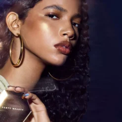 Fenty Beauty Diamond Bomb All Over Diamond Veil Pink Ice