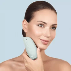 Geske8 in 1 Sonic Thermo Facial Brush & Face-Lifter Green