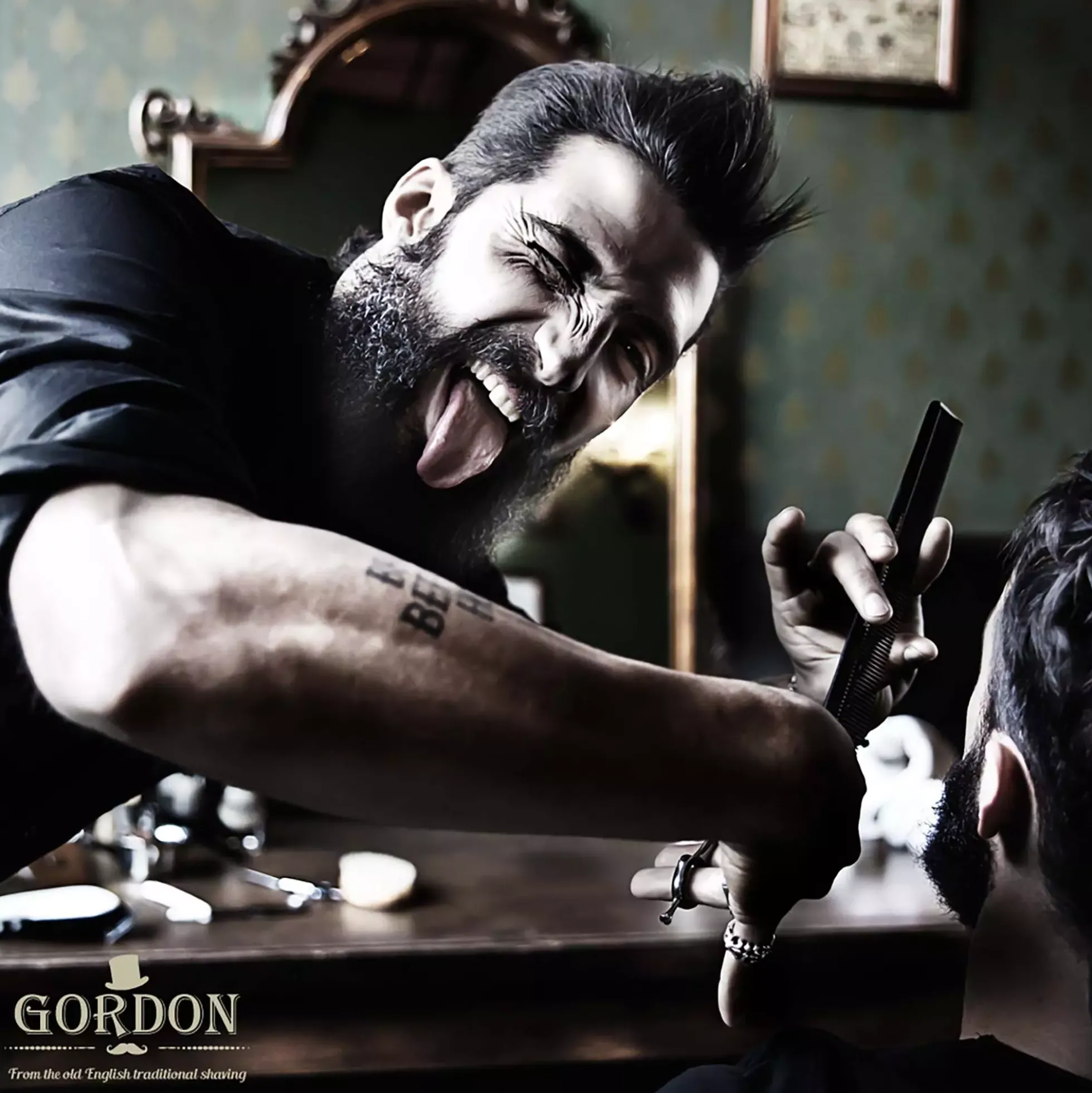 Gordon Beard Razor with Wooden Handle