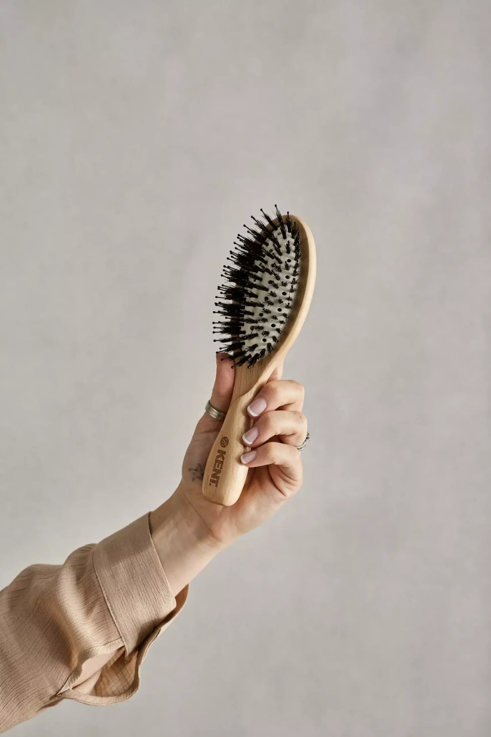 Kent Brushes Pure Flow Vented Oval Cushion Brush