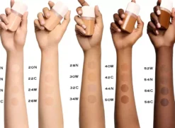 LancômeFace Idole Fond de Teint Skin Idôle 3 Serum Supertint 24W