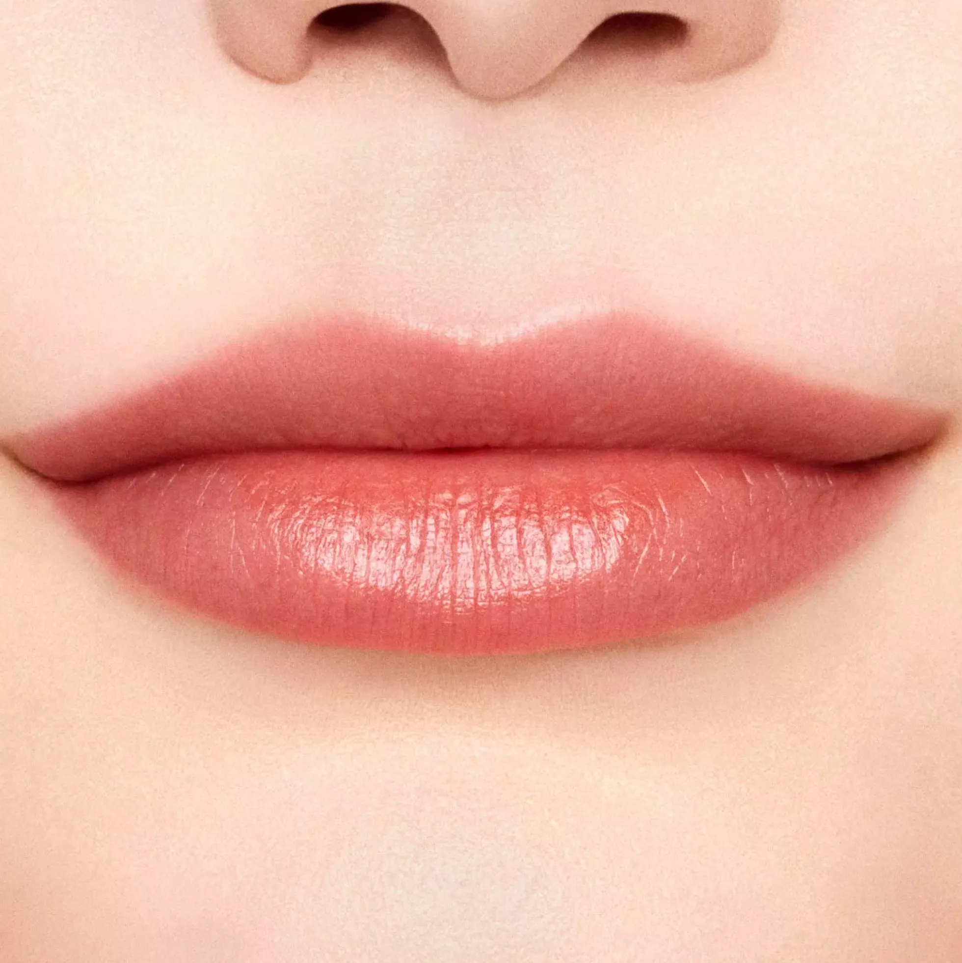 MAC Cosmetics Lustreglass Stainglass Lip Tint Cake Topper