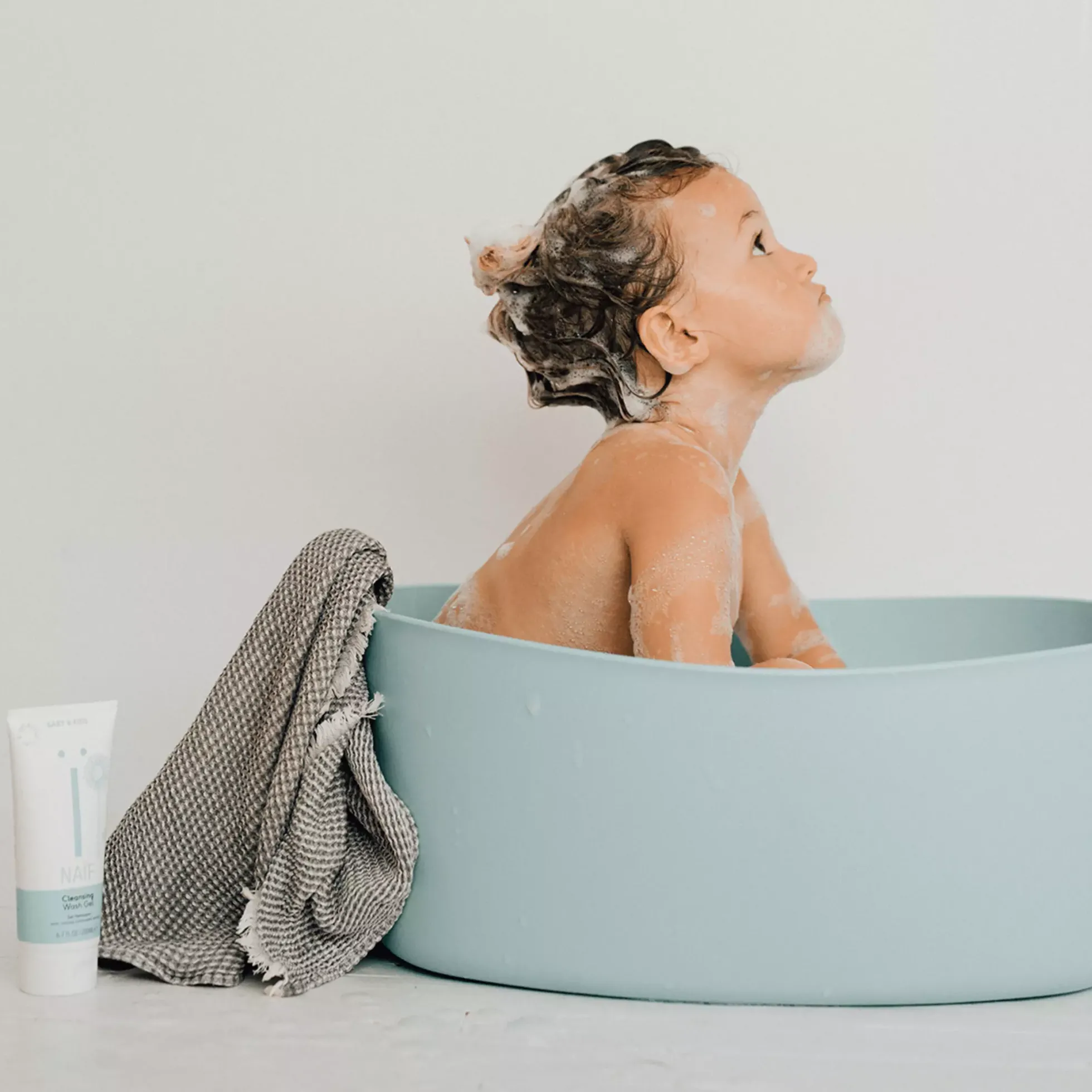 NAÏFBaby & Kids Cleansing Wash Gel 200 ml