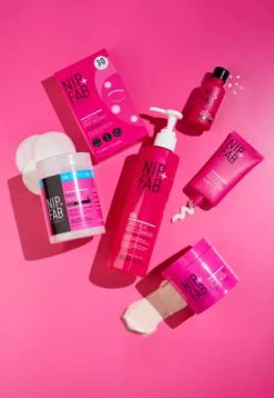 NIP+FABPurify Salicylic Fix Gel Cleanser 145 ml