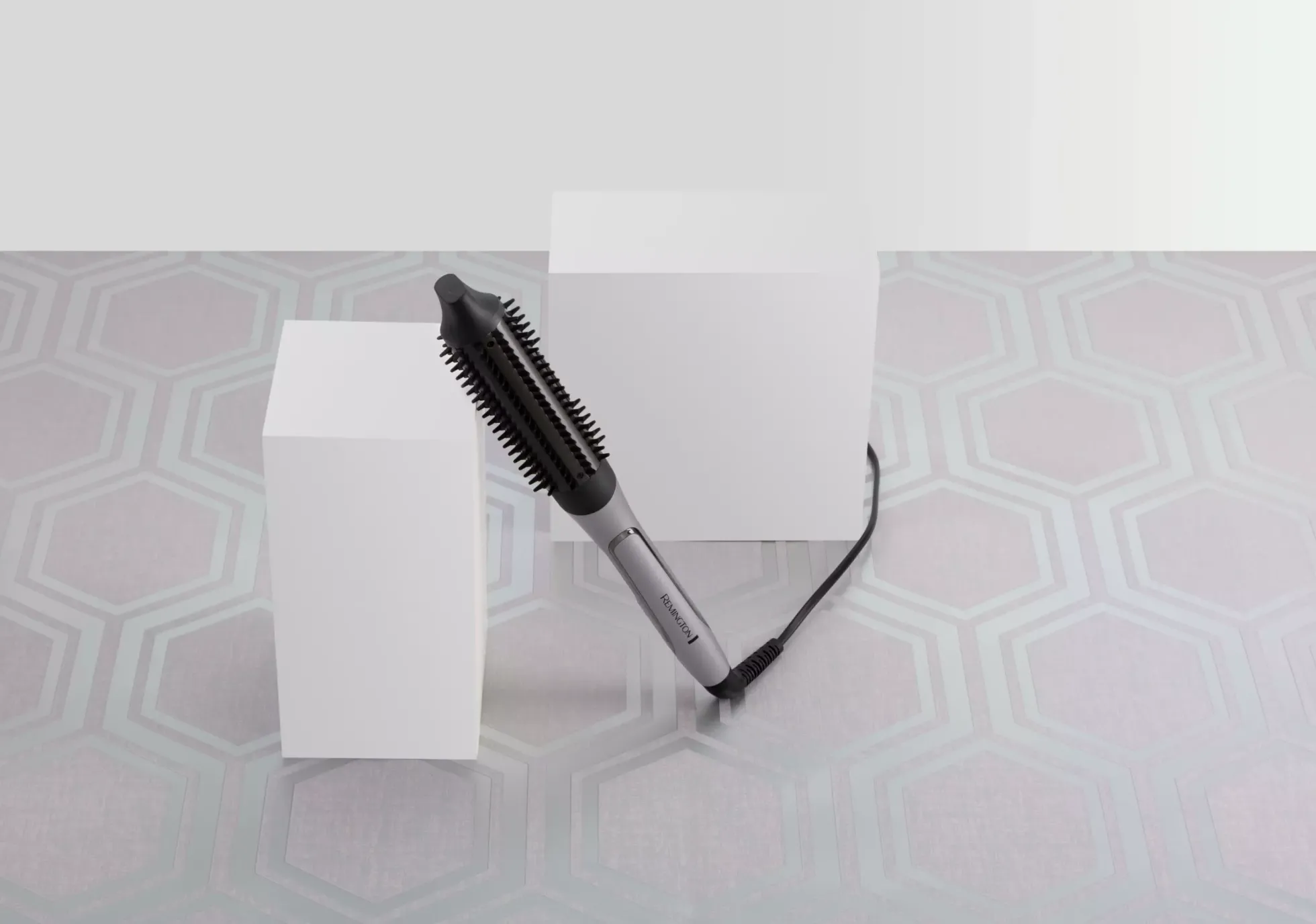 RemingtonPROluxe You Adaptive Hot Brush