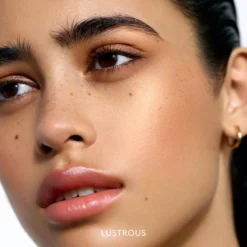 Rose Inc Solar Radiance Cream Highlighter Lustrous