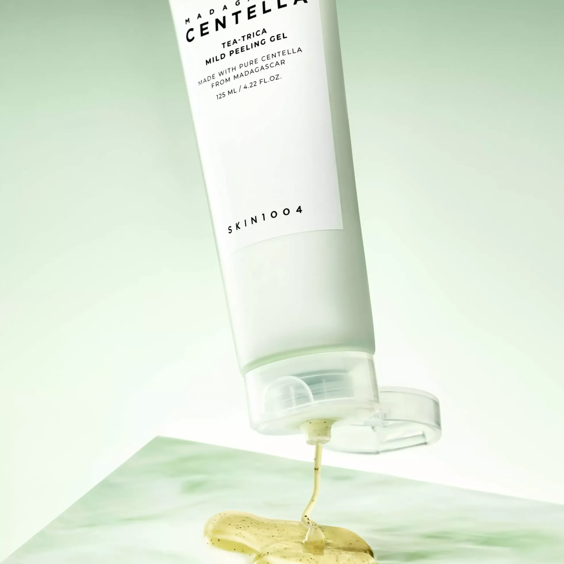 SKIN1004Madagascar Centella Tea-Trica Mild Peeling Gel 125 ml