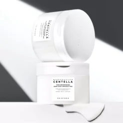 SKIN1004Madagascar Centella Tone Brightening Dark Spot Ampoule Pad 130 ml