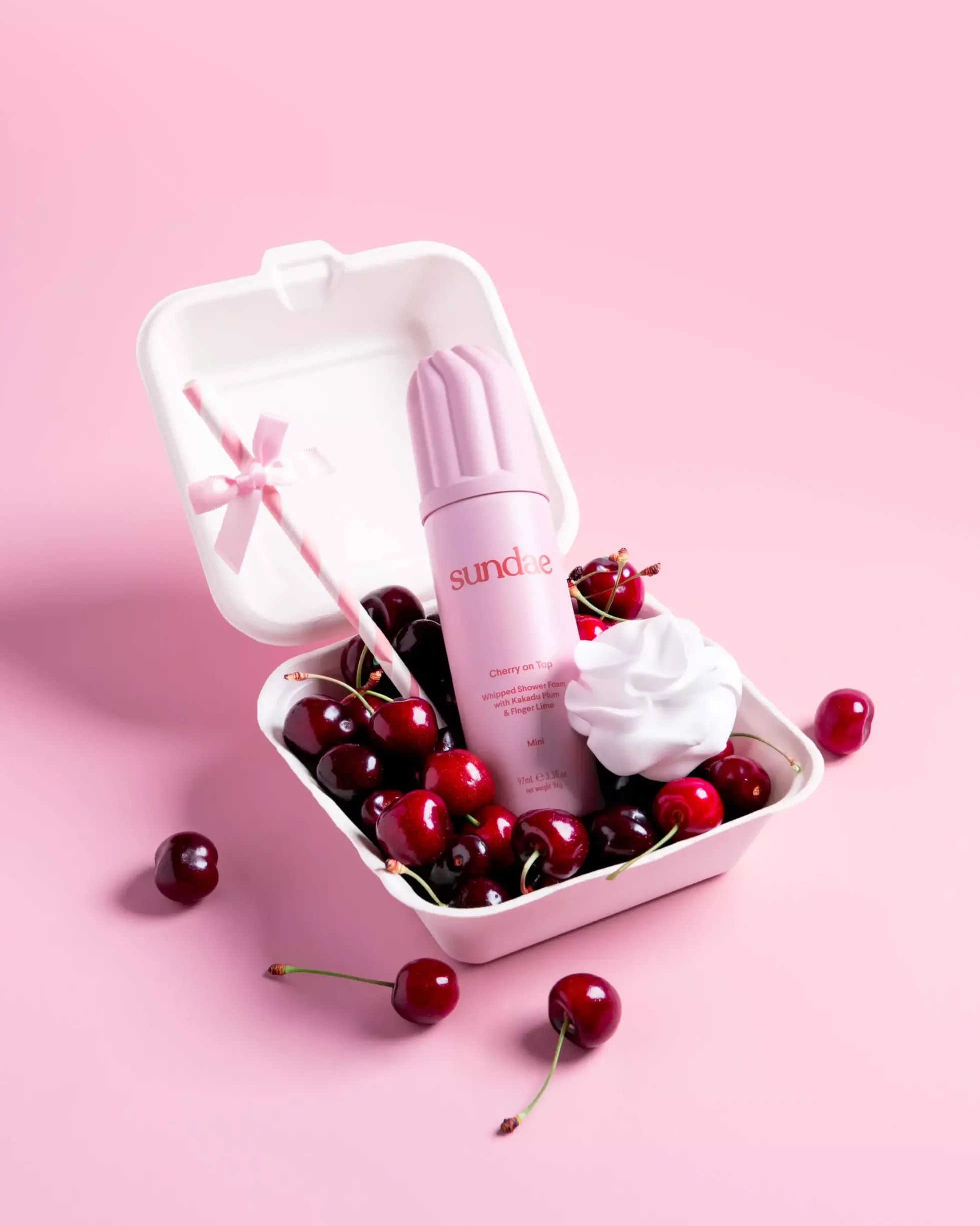 Sundae Cherry On Top Foaming Body Wash 265 ml