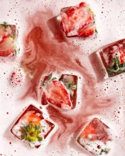 Sundae Strawberry Daiquiri Foaming Body Wash 265 ml