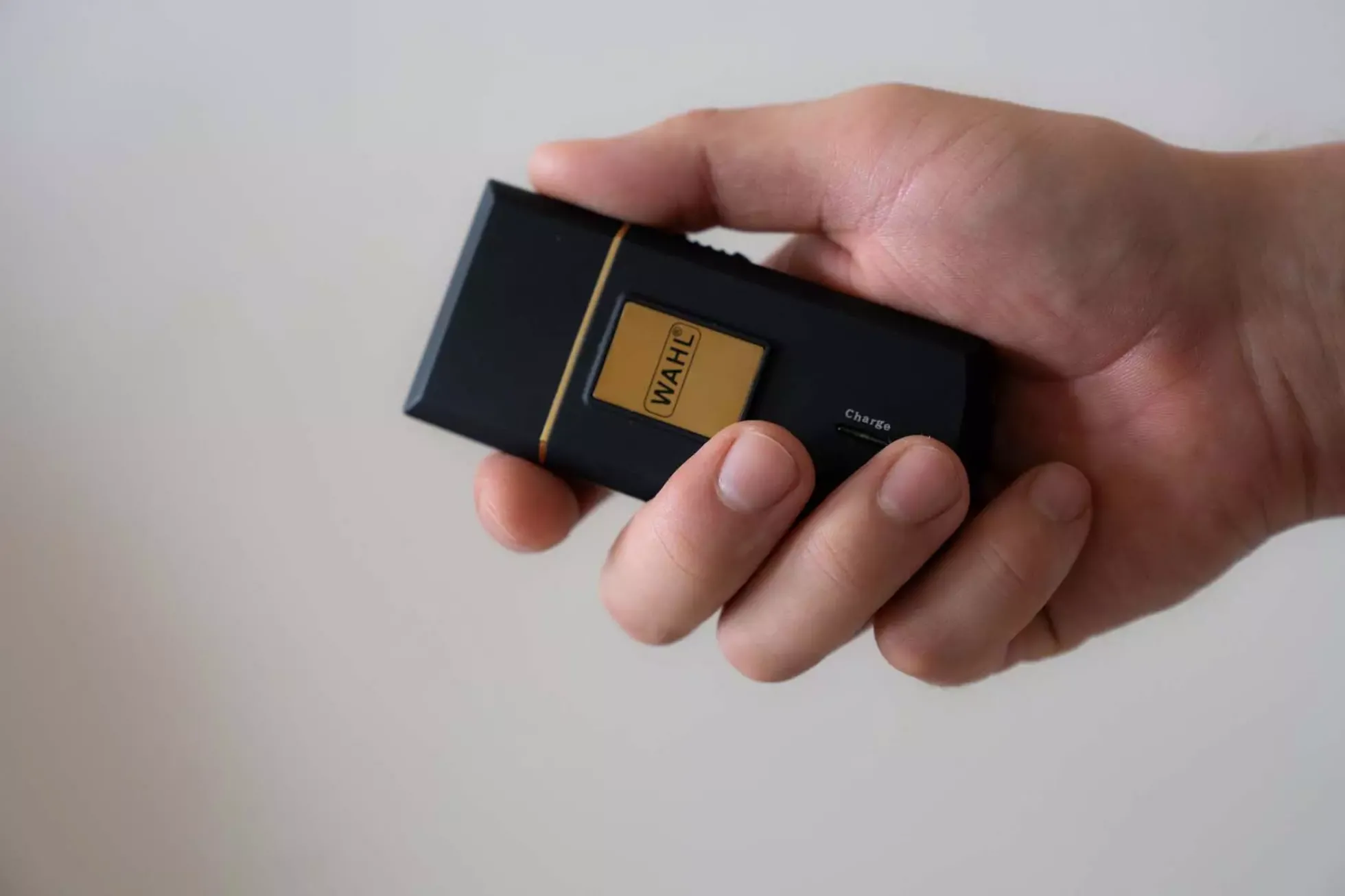 Wahl Travel Shaver Gold