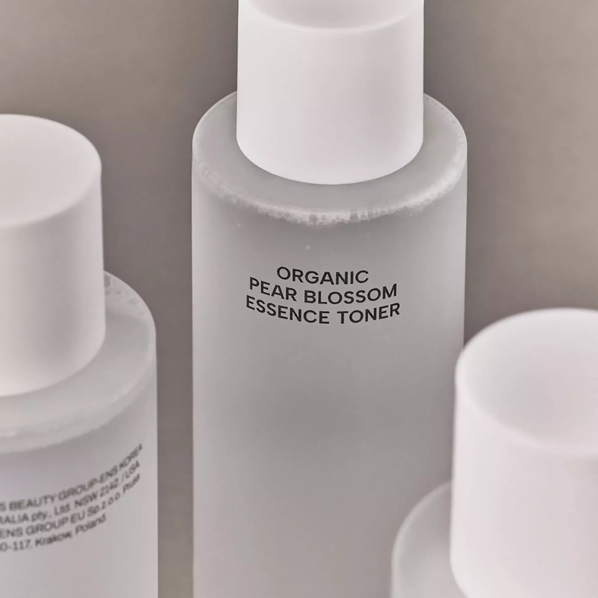 Whamisa Organic Pear Blossom Essence Toner 160 ml